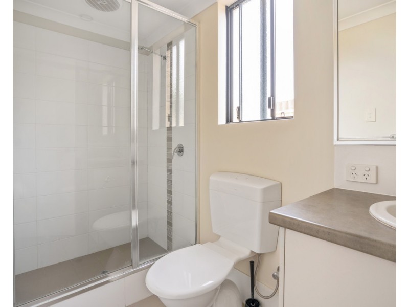 12/2 View Avenue, Langford WA 6147