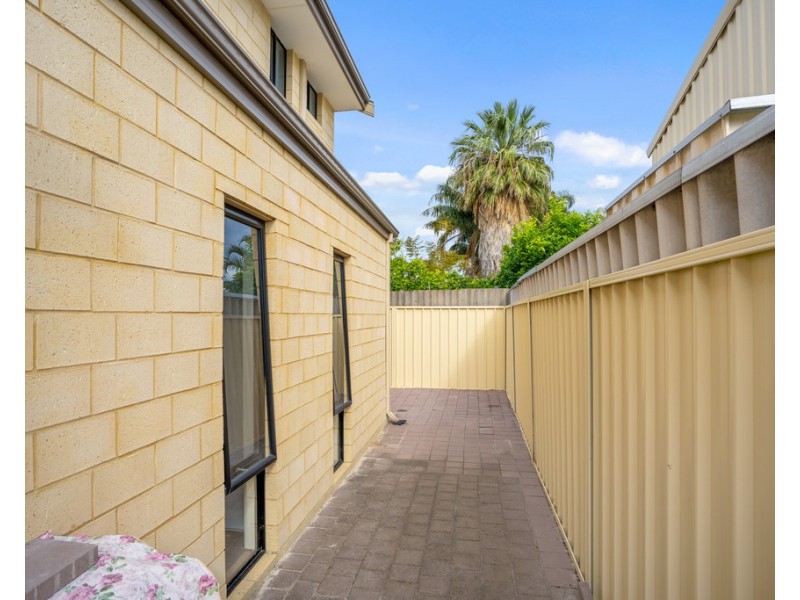 12/2 View Avenue, Langford WA 6147