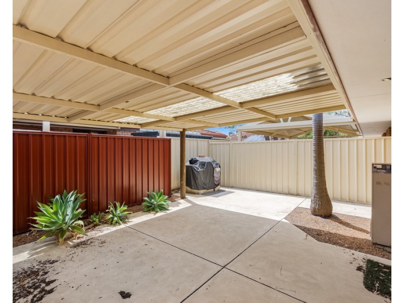 35A Pavetta Crescent, Forrestfield WA 6058