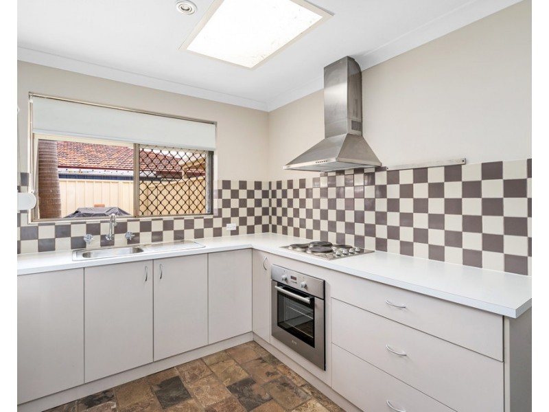 35A Pavetta Crescent, Forrestfield WA 6058