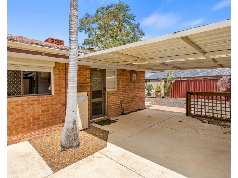 35A Pavetta Crescent, Forrestfield WA 6058