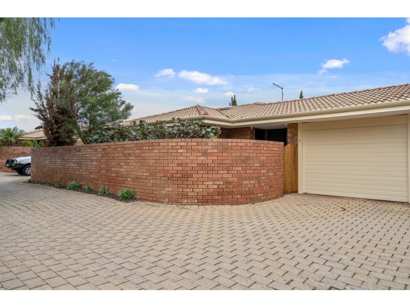 7/21 Golf Road, Parkwood WA 6147