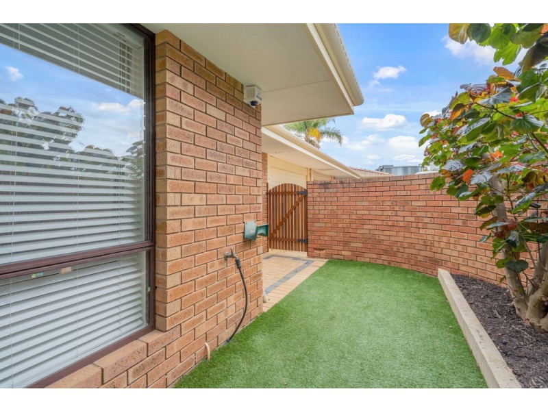 7/21 Golf Road, Parkwood WA 6147