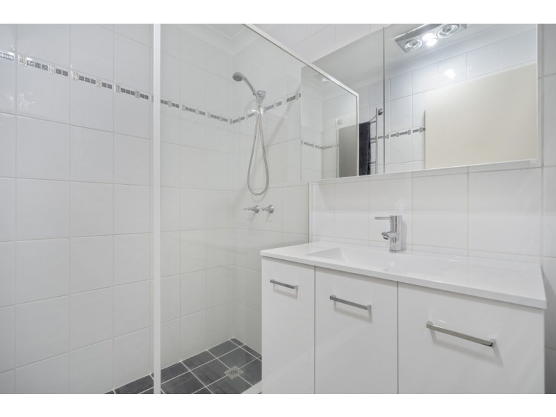 7/21 Golf Road, Parkwood WA 6147