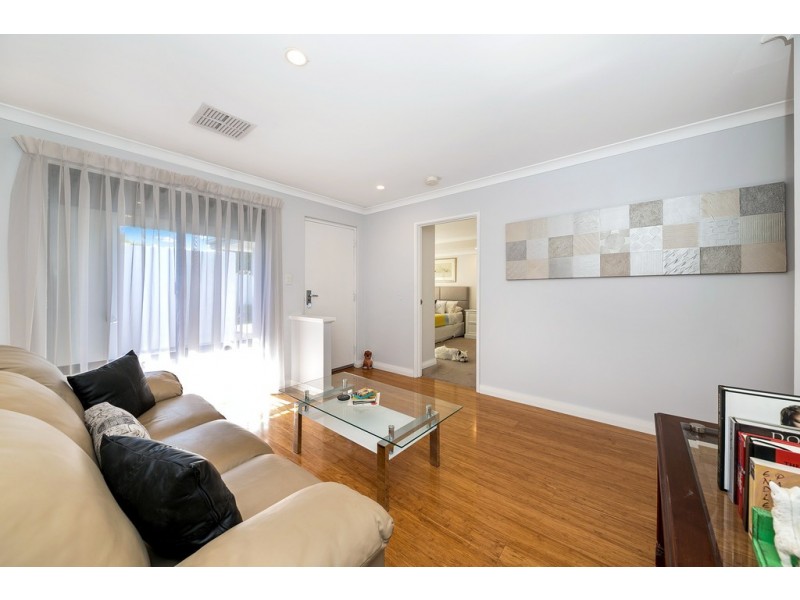 513 Rockingham Road, Munster WA 6166