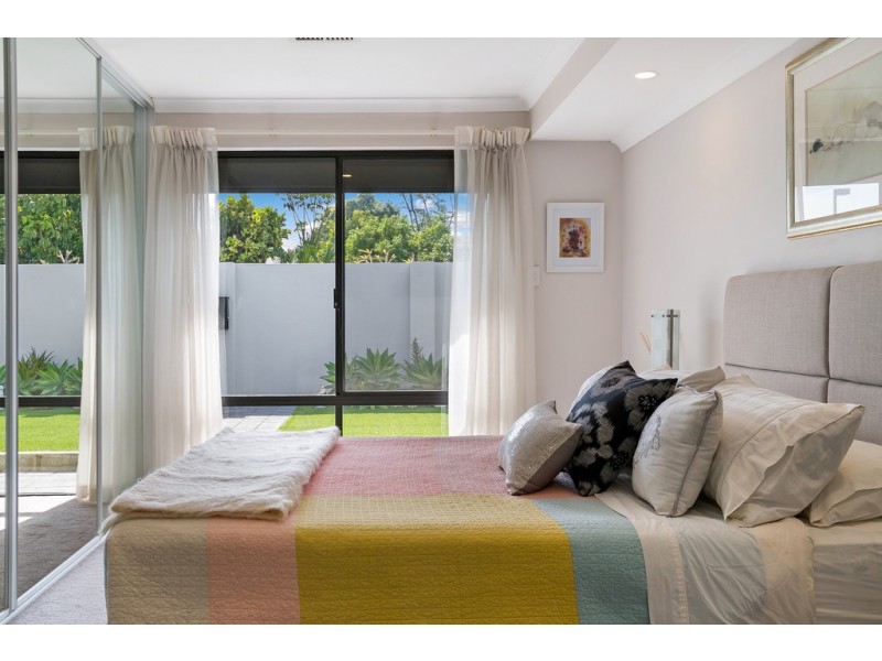 513 Rockingham Road, Munster WA 6166