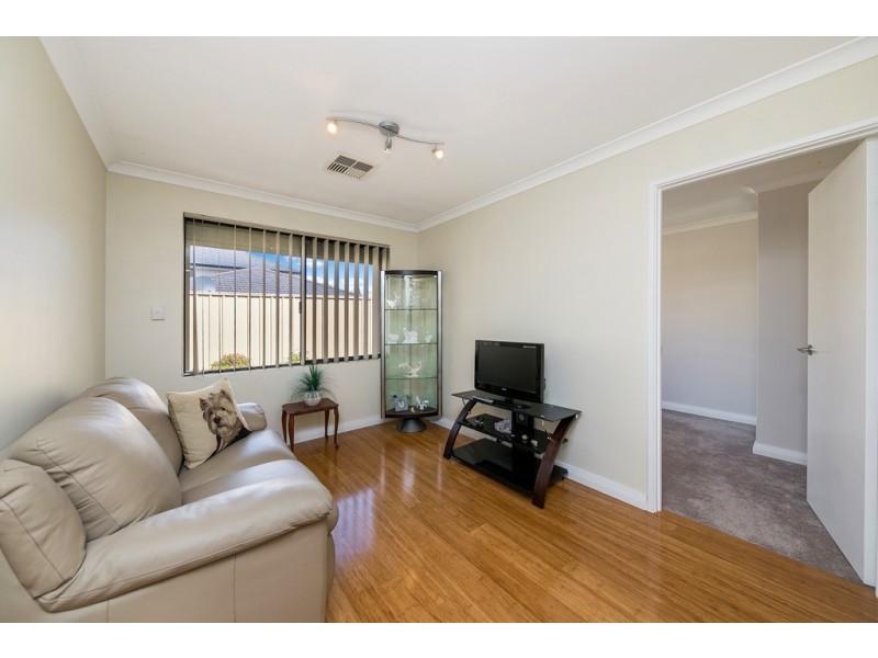 513 Rockingham Road, Munster WA 6166