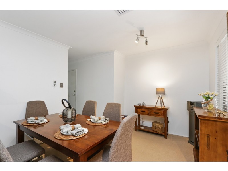 11 Aiken Court, Success WA 6164