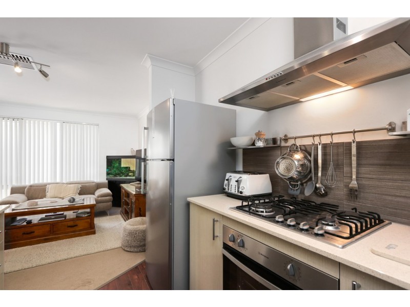 11 Aiken Court, Success WA 6164