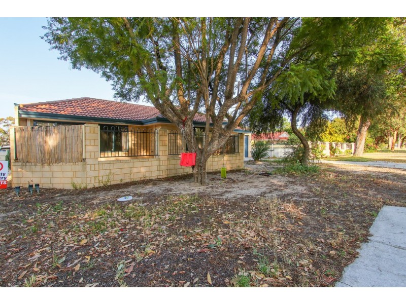 2/124 Wheatley Street, Gosnells WA 6110