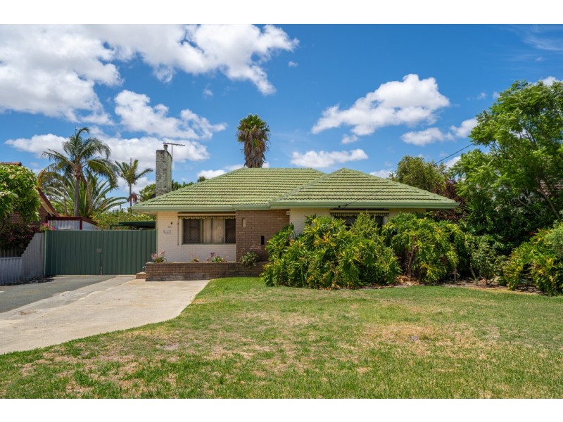 9 Kelly Street, Cloverdale WA 6105