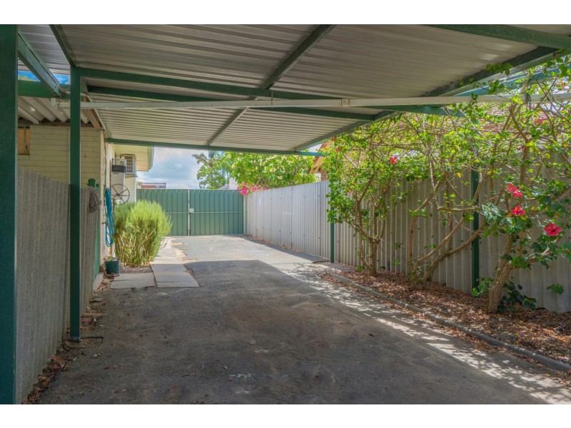 9 Kelly Street, Cloverdale WA 6105