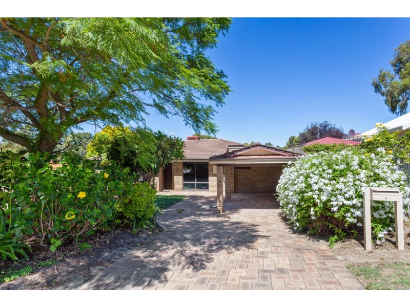 1/10 Bombard Street, Ardross WA 6153