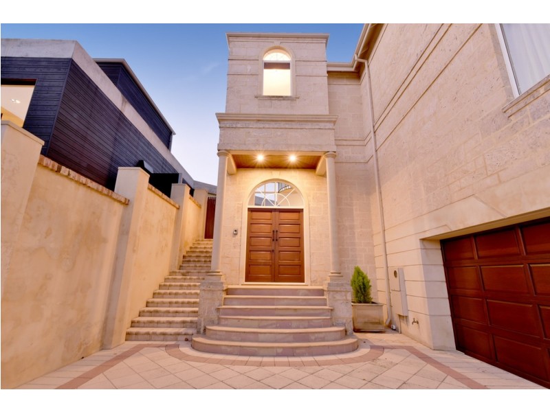 46 Burt Street, Fremantle WA 6160