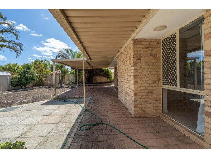 8 Baxter Close, Huntingdale WA 6110