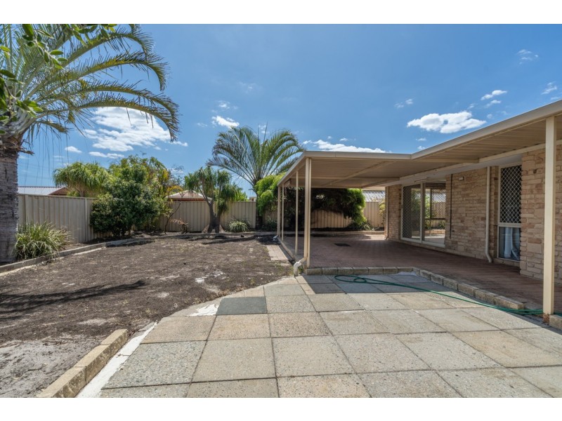 8 Baxter Close, Huntingdale WA 6110