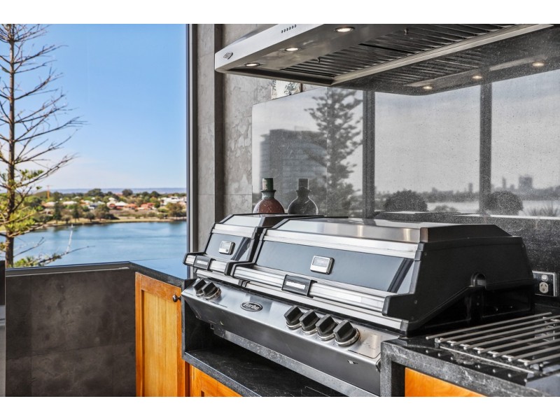 601/1 The Esplanade, Mount Pleasant WA 6153