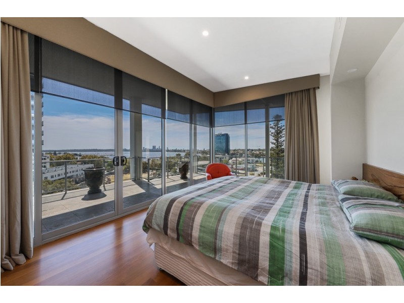 601/1 The Esplanade, Mount Pleasant WA 6153