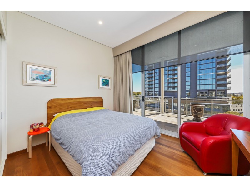 601/1 The Esplanade, Mount Pleasant WA 6153