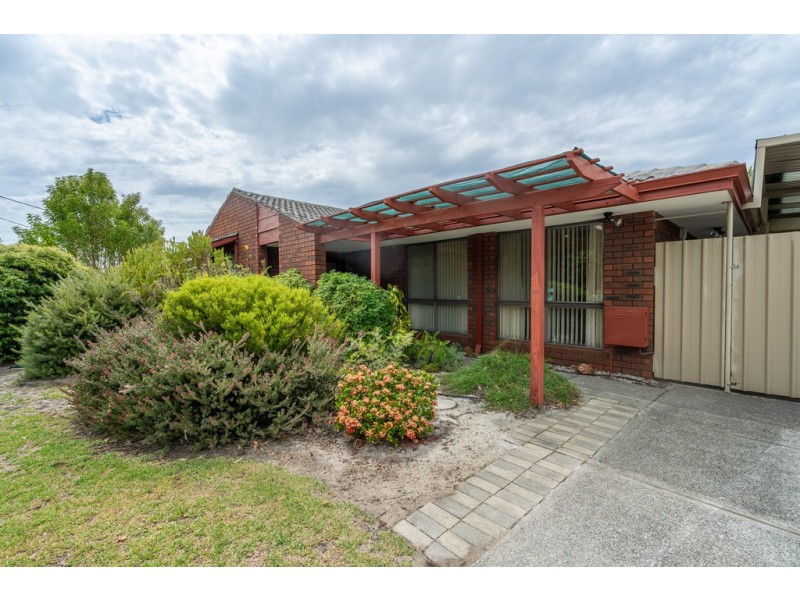 40 Goddard Way, Langford WA 6147