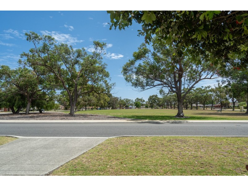 40 Goddard Way, Langford WA 6147