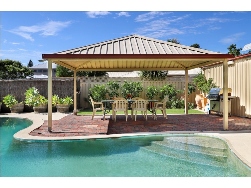42 Drew Road, Ardross WA 6153