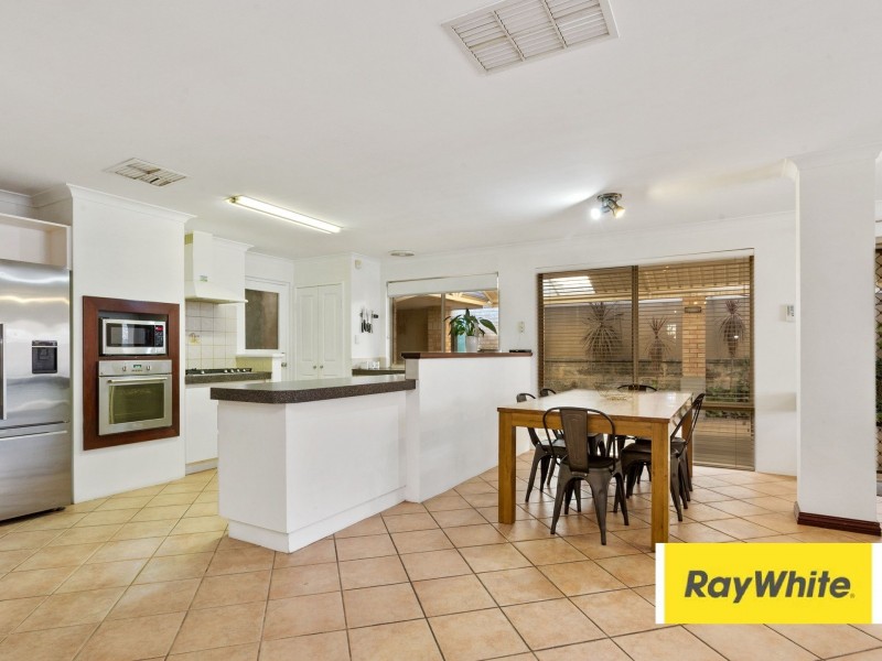 19 Regent Court, Cockburn Central WA 6164