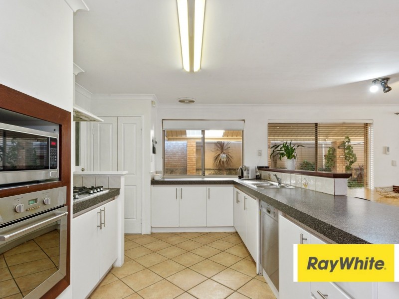 19 Regent Court, Cockburn Central WA 6164