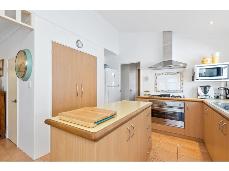 36a Norma Road, Alfred Cove WA 6154