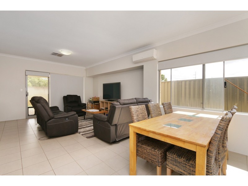 96 Barnevelder Bend, Southern River WA 6110