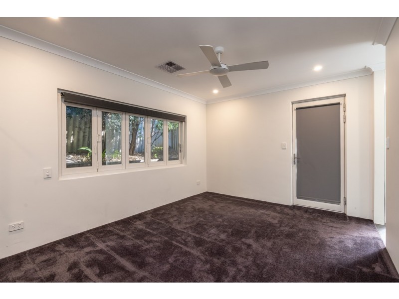 58 Ropele Drive, Parkwood WA 6147