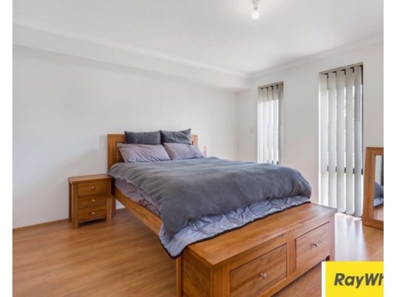 27 Barcoo Bend, Hammond Park WA 6164