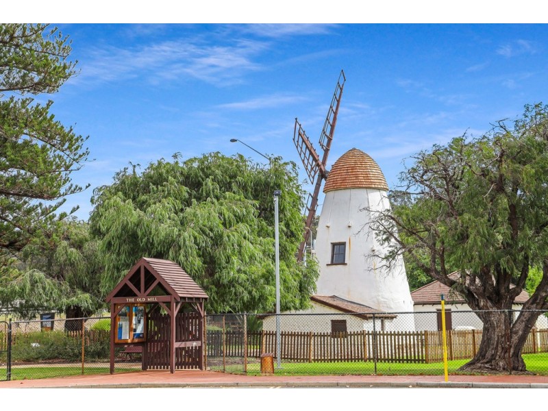 18/5 Melville Place, South Perth WA 6151