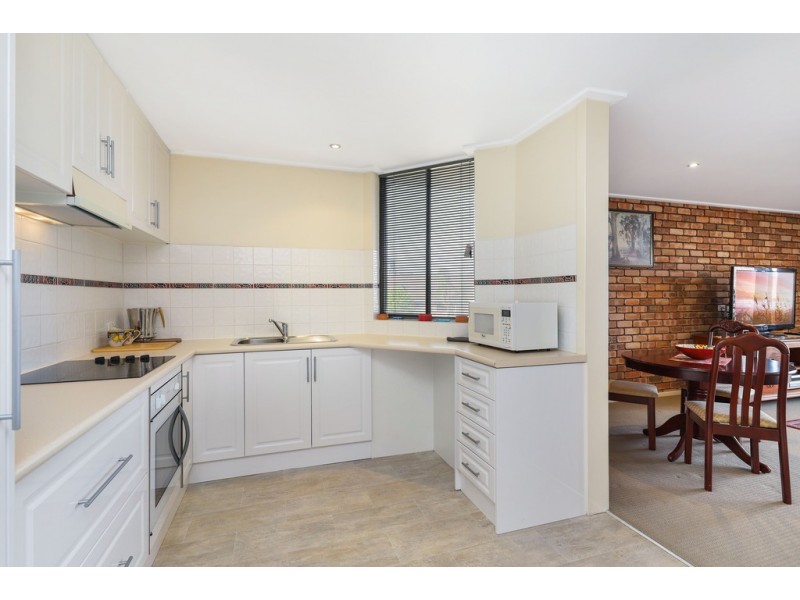 18/5 Melville Place, South Perth WA 6151