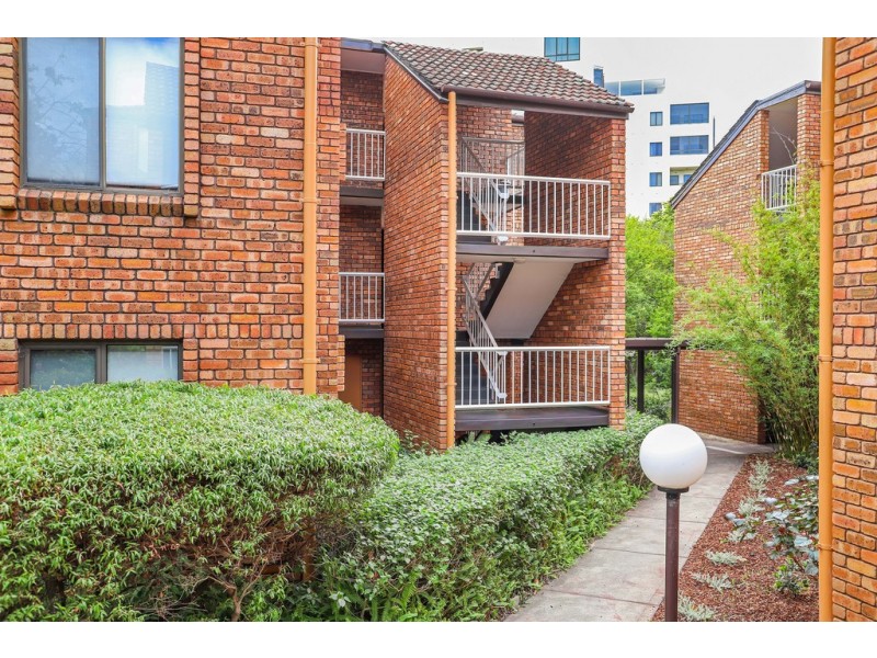 18/5 Melville Place, South Perth WA 6151