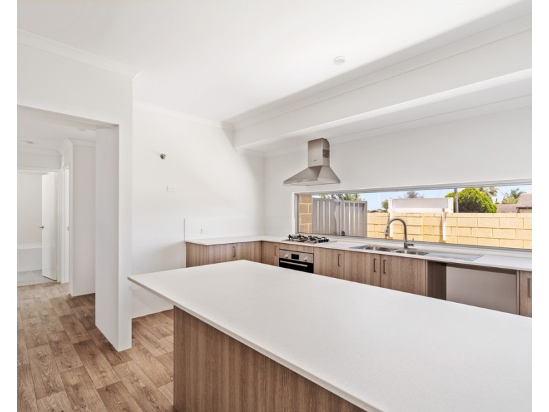 190 Riseley Street, Booragoon WA 6154