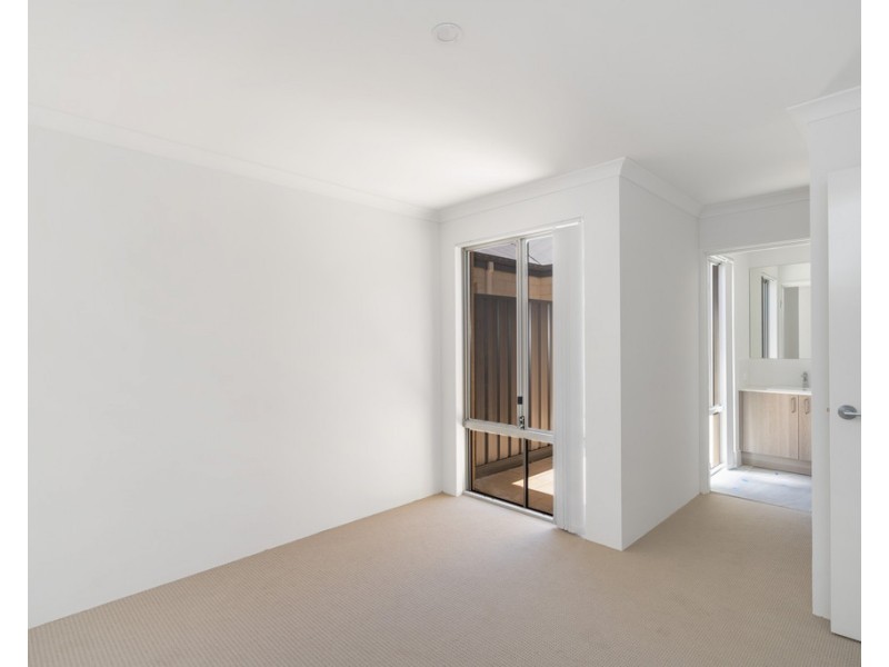 190 Riseley Street, Booragoon WA 6154