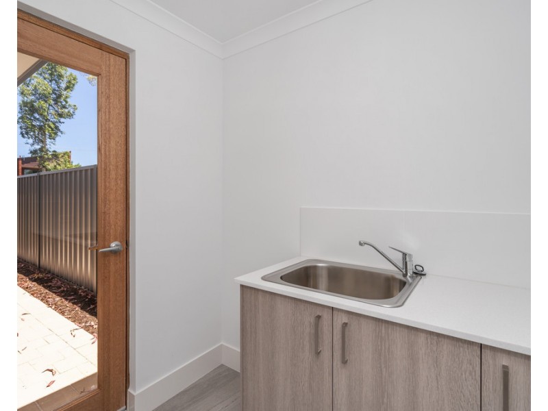 190 Riseley Street, Booragoon WA 6154