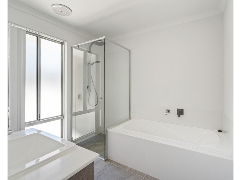 190 Riseley Street, Booragoon WA 6154