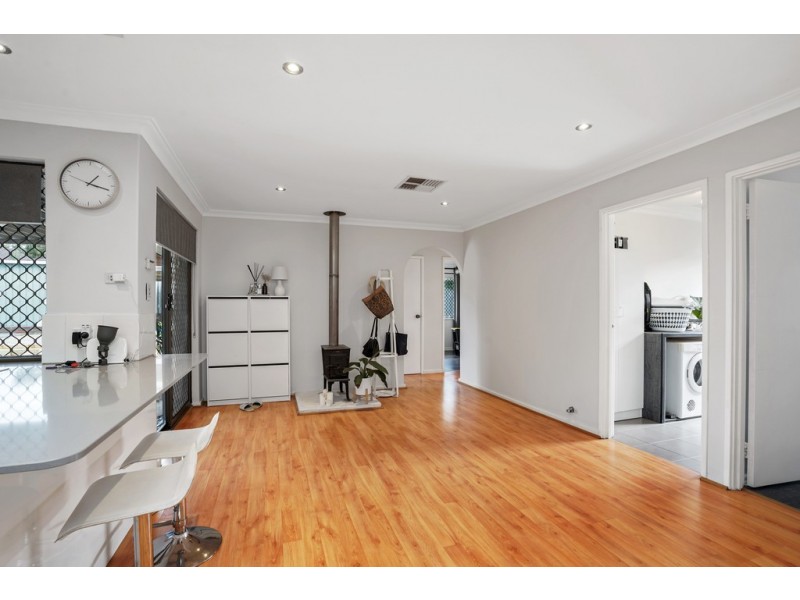 90 Lyndale Avenue, Parkwood WA 6147