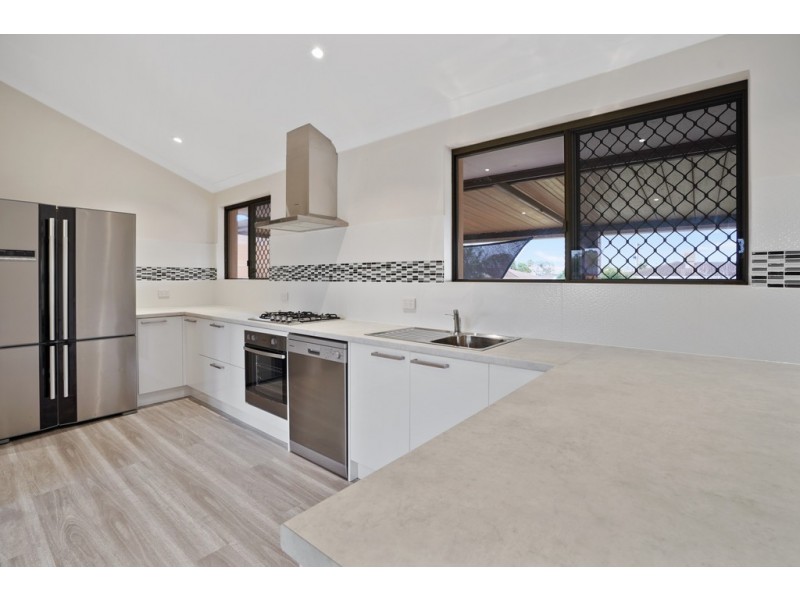 15 Estevan Way, Ferndale WA 6148