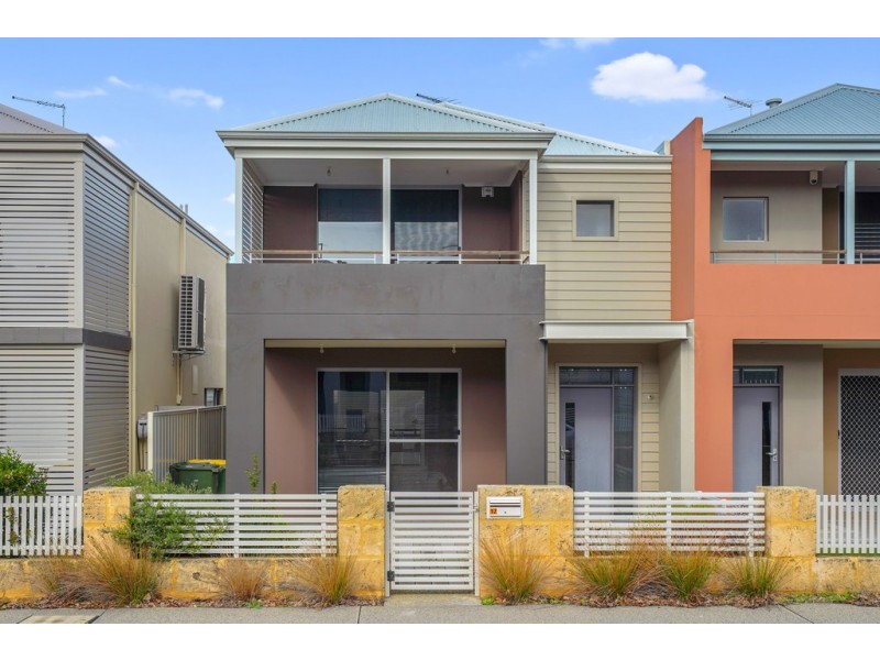 17 Affable Way, Atwell WA 6164