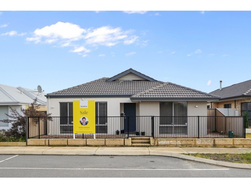 131 Monticello Parkway, Piara Waters WA 6112