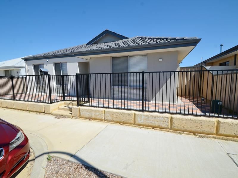 131 Monticello Parkway, Piara Waters WA 6112