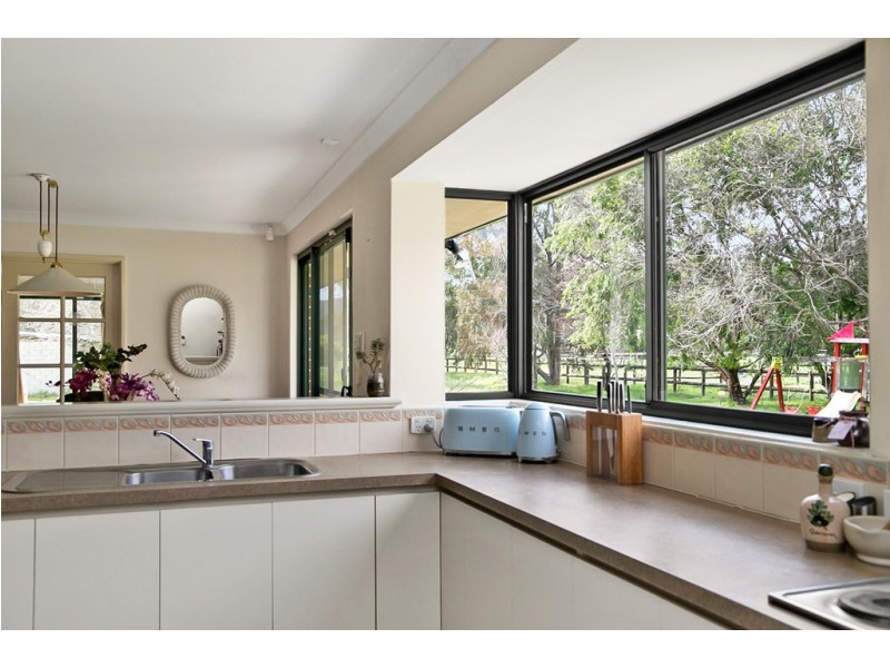 62 Staniland Street, Orange Grove WA 6109