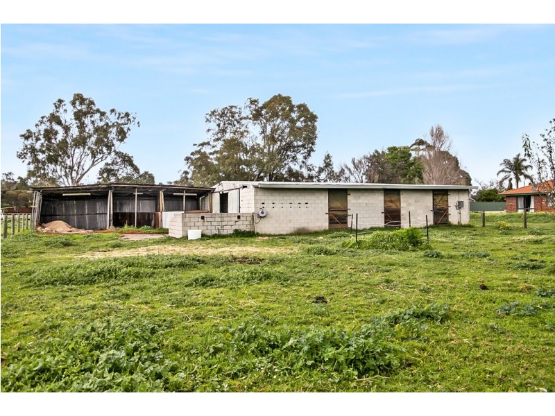 62 Staniland Street, Orange Grove WA 6109