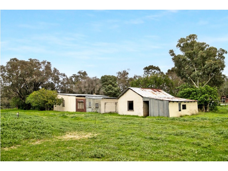 62 Staniland Street, Orange Grove WA 6109