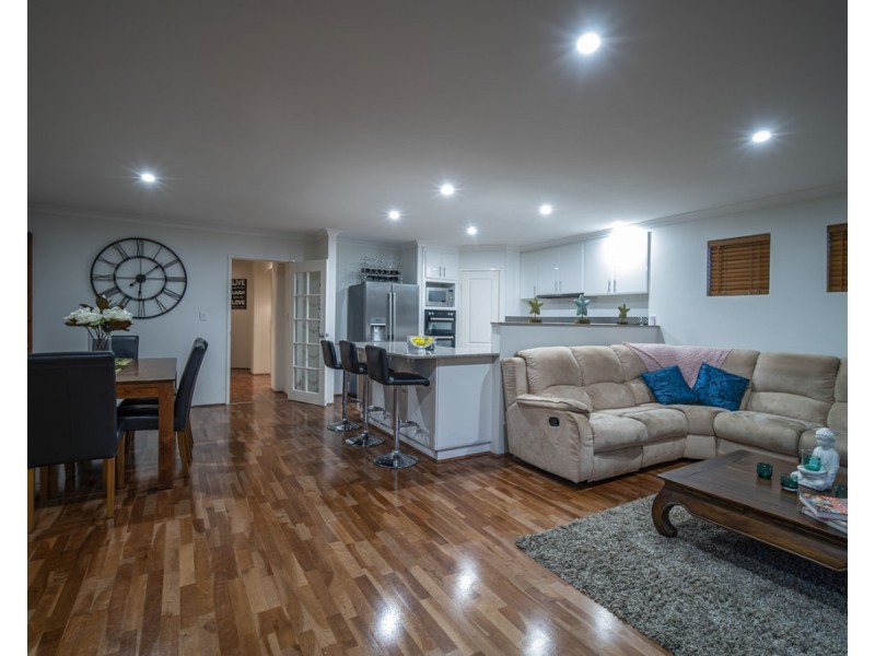 60A Davies Crescent, Kardinya WA 6163