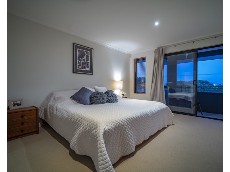 60A Davies Crescent, Kardinya WA 6163