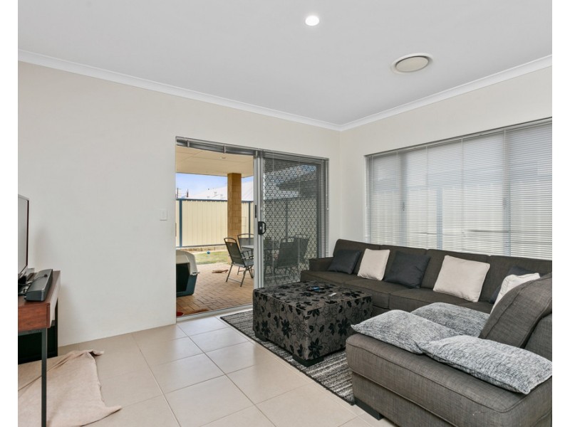 38 Covington Loop, Success WA 6164